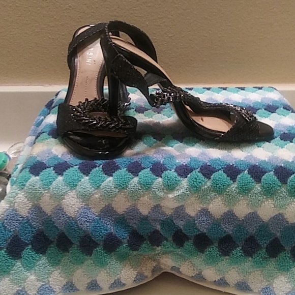 Shoes - Picture 2 of 2